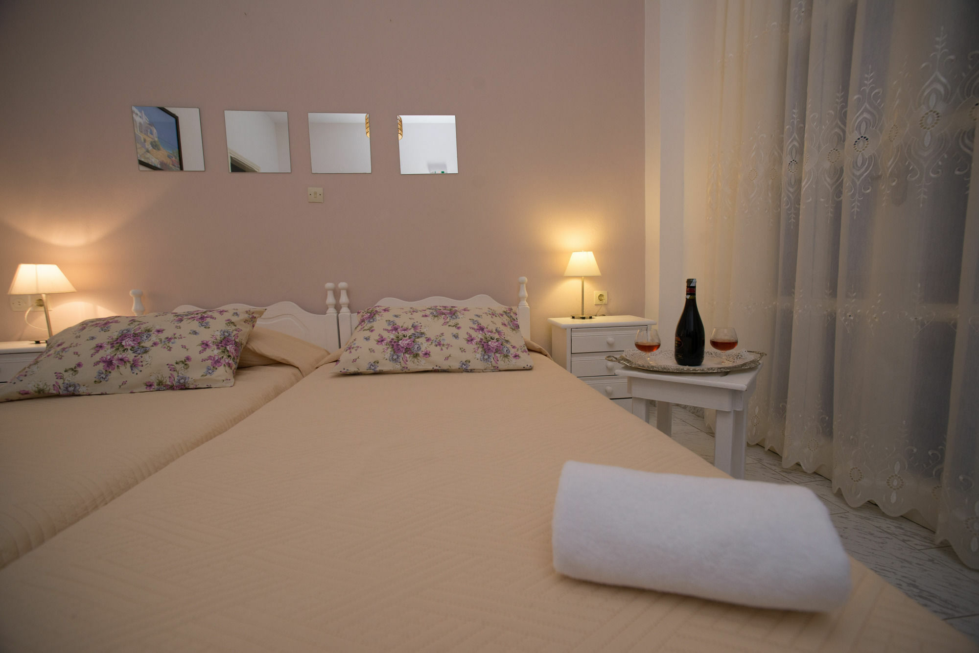 Bella Sant Aparthotel Perissa  Exteriör bild